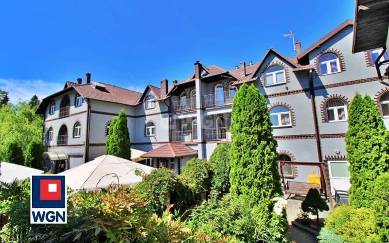 Niepowtarzalny HOTEL z RESTAURACJĄ, z Salą weselną i Domem — zdjęcie 5