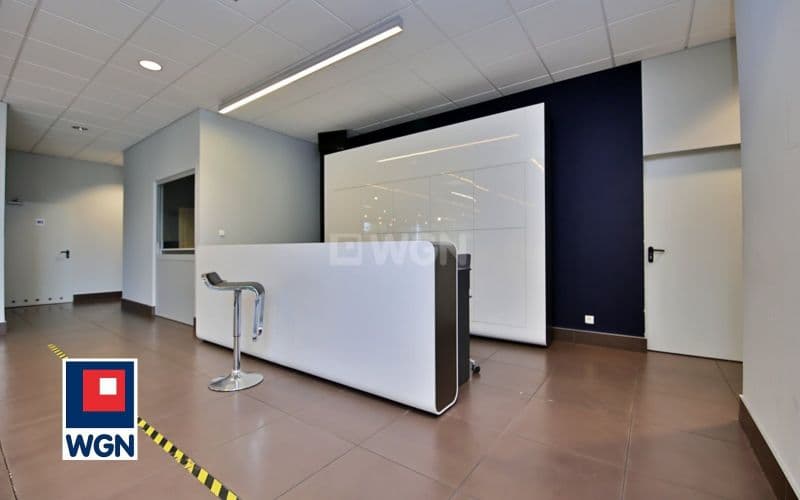 Nowoczesny kompleks motoryzacyjny - 2 salony, warsztat, biura 1896 m2 — zdjęcie 10