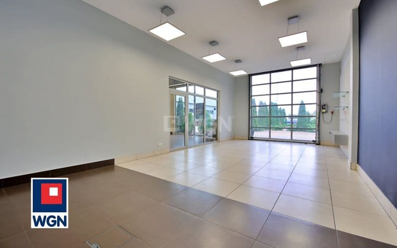 Nowoczesny kompleks motoryzacyjny - 2 salony, warsztat, biura 1896 m2 — zdjęcie 8