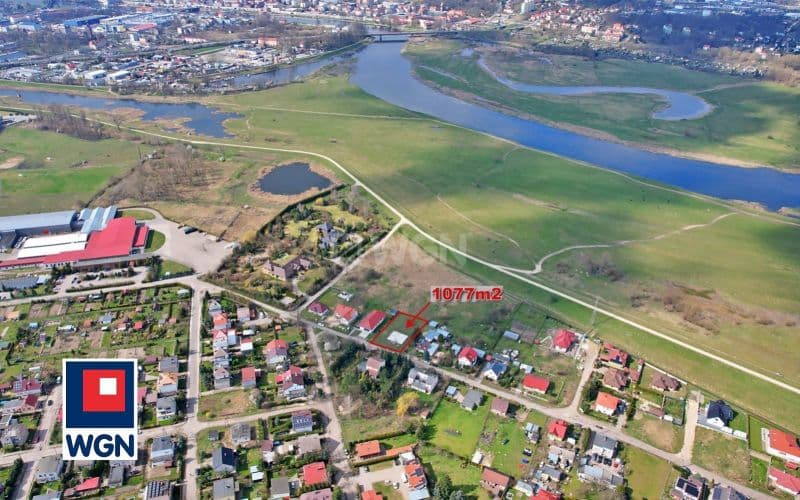 Działka z pozwoleniem na budowę i z fundamentem — zdjęcie 2