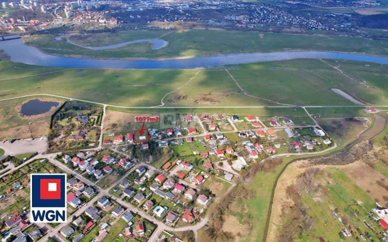 Działka z pozwoleniem na budowę i z fundamentem — zdjęcie 6