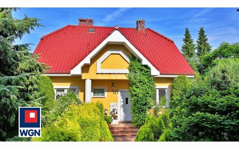 Dom z bajecznym ogrodem i garażem na 5 aut