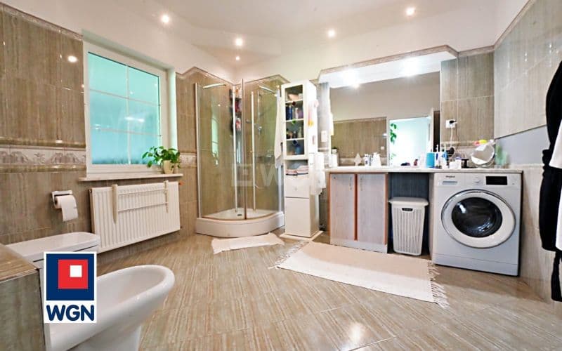 Komfortowy, przestronny dom z piękym ogrodem w Białczu pod Witnicą. — zdjęcie 15