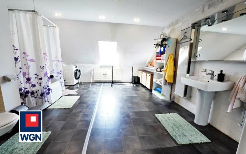 Komfortowy, przestronny dom z piękym ogrodem w Białczu pod Witnicą. — zdjęcie 20