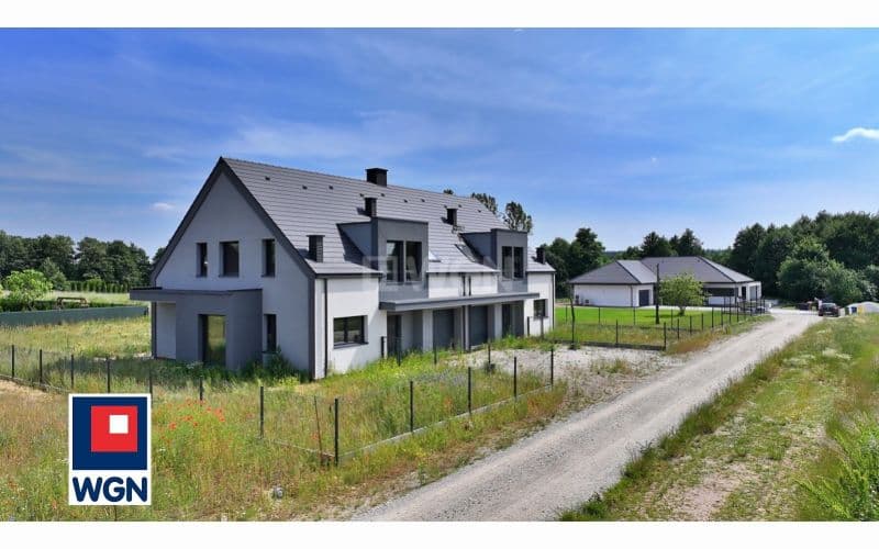 Dom w zabudowie bliźniaczej w Santocku