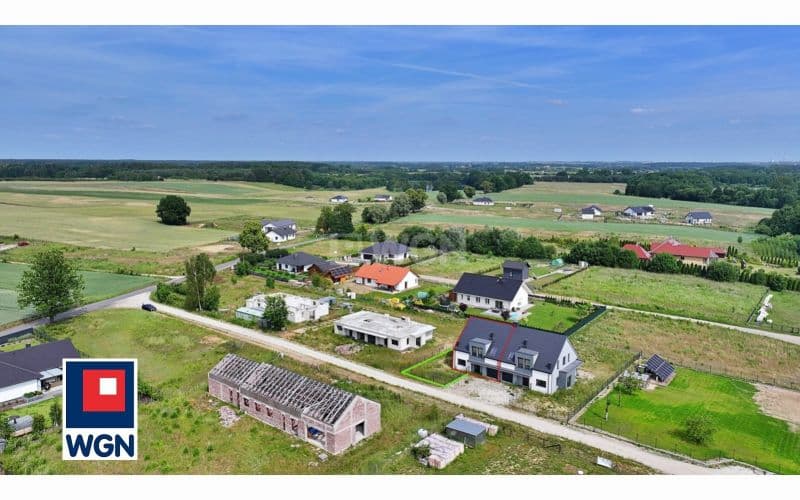 Dom w zabudowie bliźniaczej w Santocku — zdjęcie 3