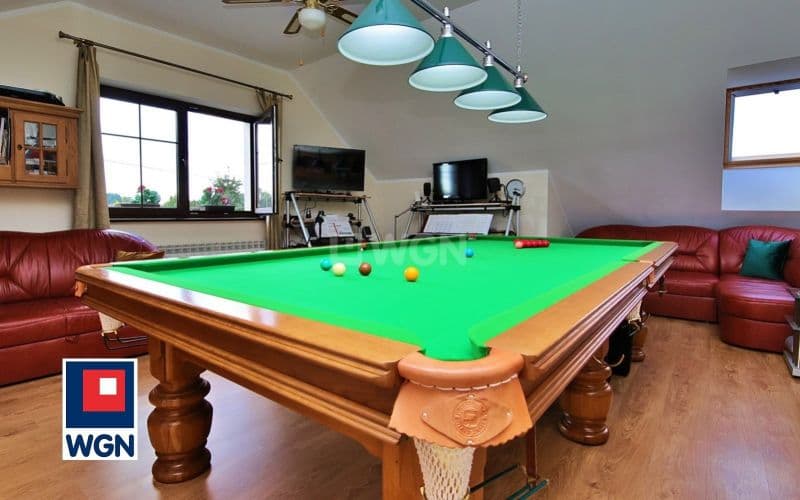 Bajeczny dom w okolicy lasów i jezior — zdjęcie 13