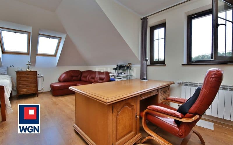 Bajeczny dom w okolicy lasów i jezior — zdjęcie 18