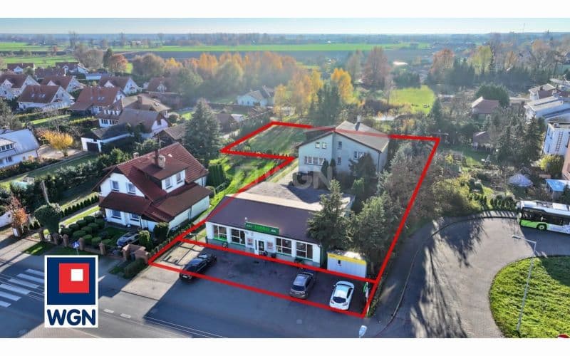 Dom z dużą działką + wynajęty lokal usługowy i paczkomat — zdjęcie 2