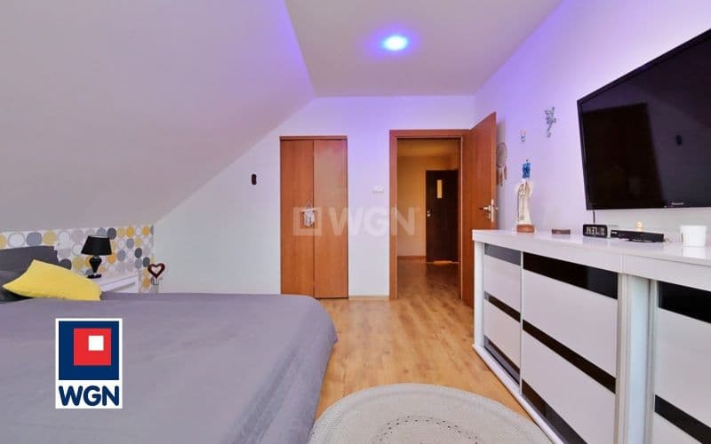 Komfortowy dom z garażem i tarasem | Wawrów — zdjęcie 16