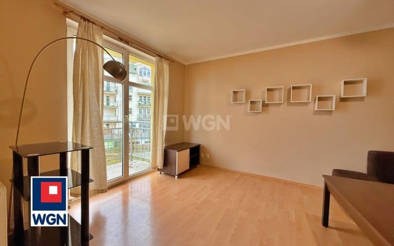 Mieszkanie w bloku na Andersa — zdjęcie 3