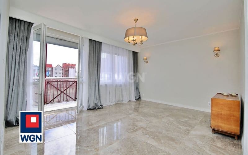 61,6 m2 po remoncie | 2 balkony | Media miejskie | Centrum