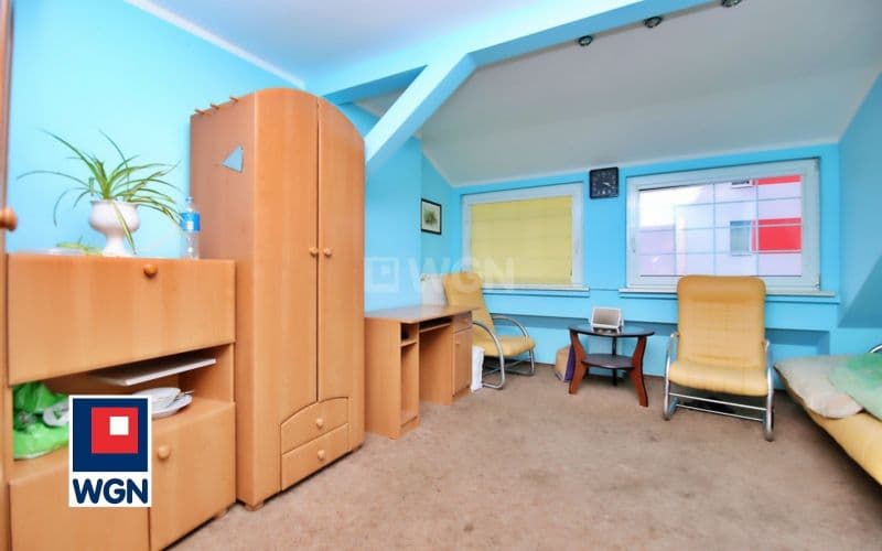 Dom z możliwością prowadzenia działalności gospodarczej — zdjęcie 17