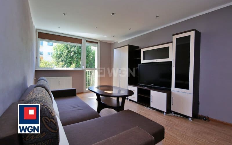 Dwu-pokojowe mieszkanie w bloku — zdjęcie 2