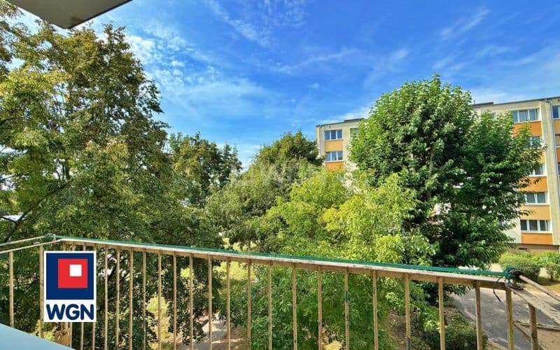 Dwu-pokojowe mieszkanie w bloku — zdjęcie 3