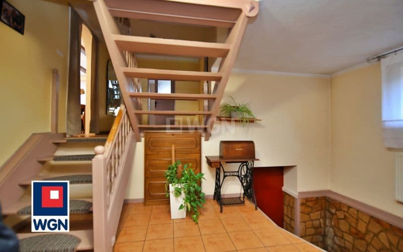 Atrakcyjny dom w cichej okolicy — zdjęcie 14