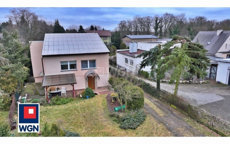 Atrakcyjny dom w cichej okolicy — zdjęcie 3