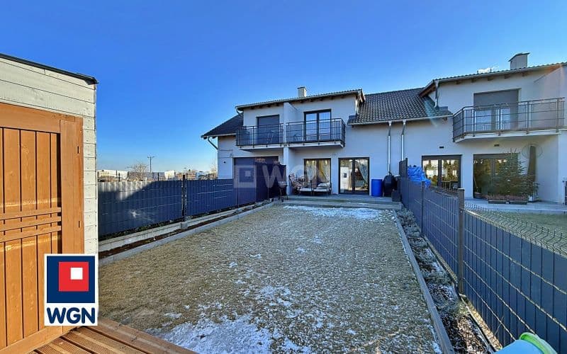 Nowoczesny szeregowiec | Bermudy | Gotowy do wprowadzenia — zdjęcie 3